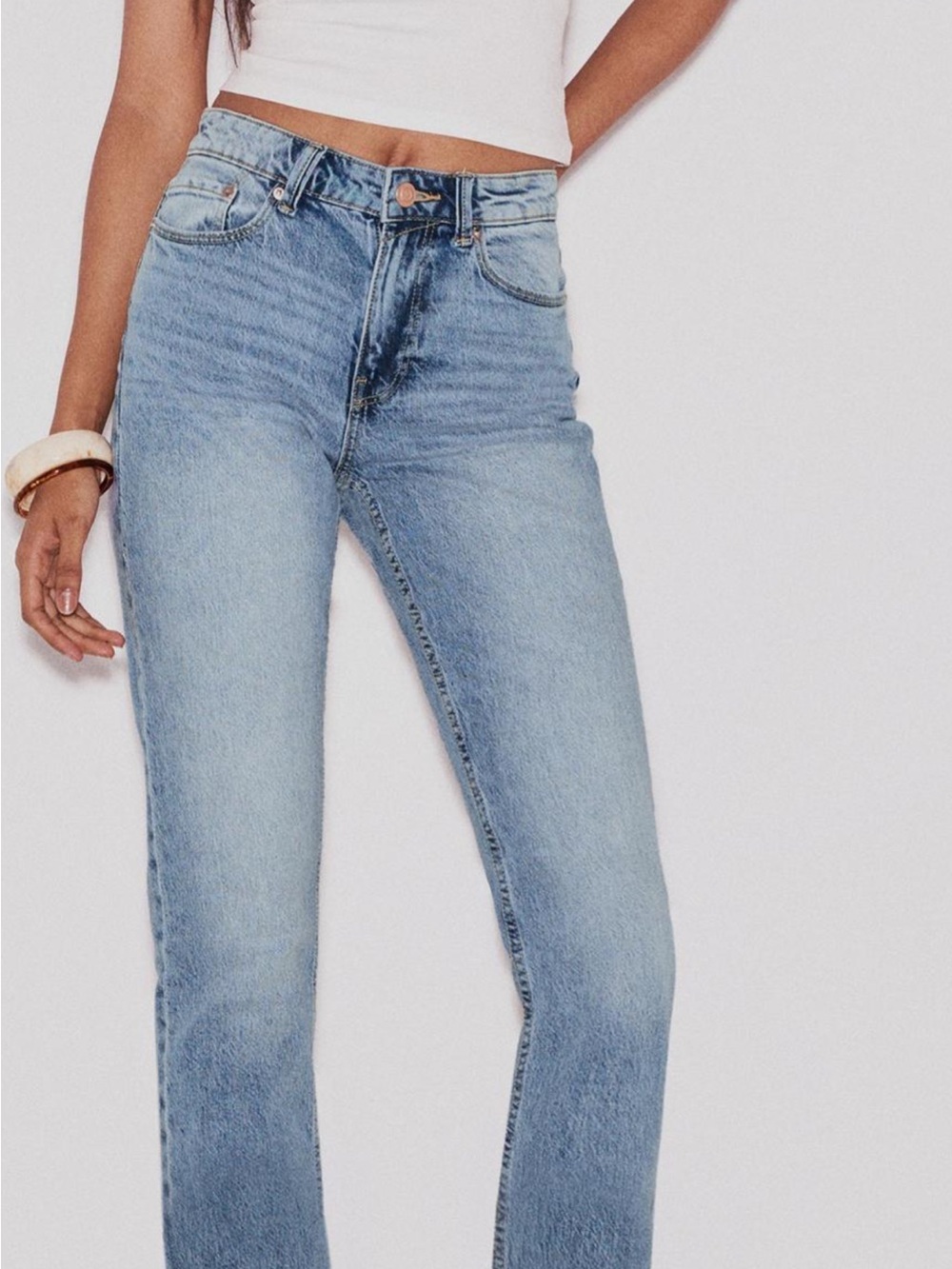 Bershka  High-Rise Straight MOm Jeans 4